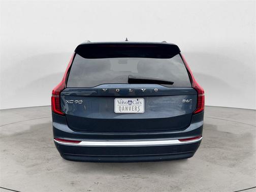 2025 Volvo XC90 B6 Plus 7-Seater