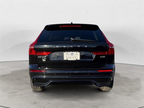 2025 Volvo XC60 B5 Plus