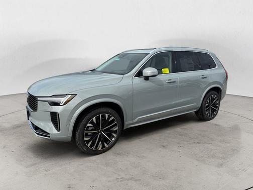 2026 Volvo XC90 B6 Ultra 7-Seater