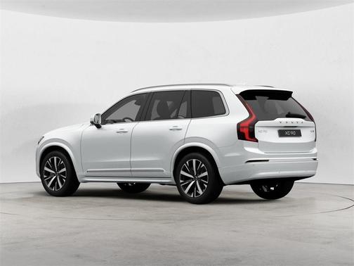 2026 Volvo XC90 B5 Core