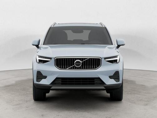 Blue 2025 Volvo XC40 B5 Core Bright Theme