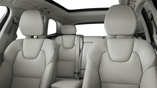 2023 Volvo XC60 B5 Plus Dark Theme