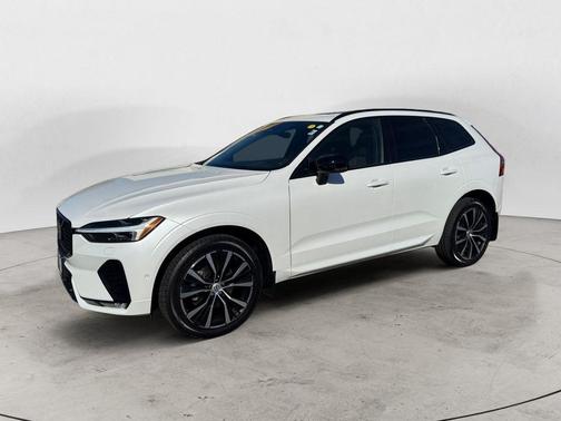 Crystal White Metallic 2024 Volvo XC60 B5 Plus Dark Theme