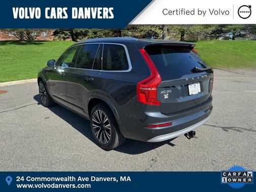 2022 Volvo XC90 T5 Momentum 7 Passenger