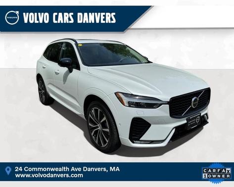 2023 Volvo XC60 B5 Plus Dark Theme