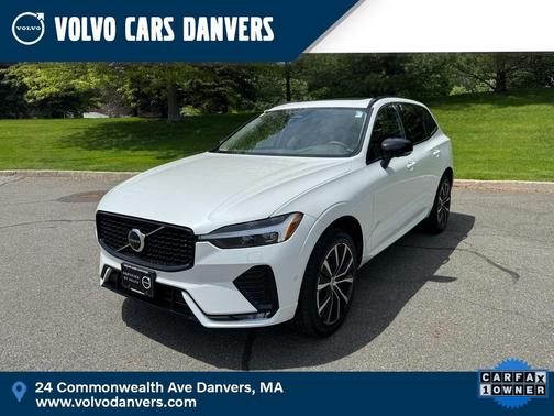 2023 Volvo XC60 B5 Plus Dark Theme