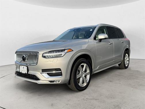 2024 Volvo XC90 B5 Core Bright Theme