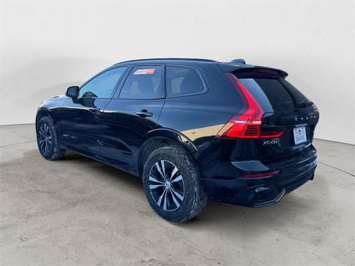 2025 Volvo XC60 B5 Core