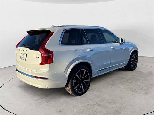 2023 Volvo XC90 B6 Plus 7-Seater