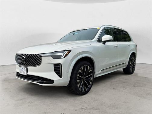 2026 Volvo XC90 B5 Plus 7-Seater