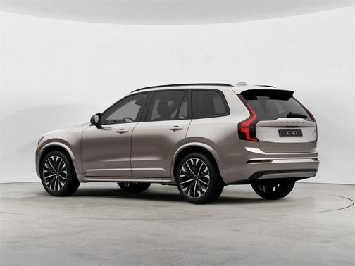 2026 Volvo XC90 B6 Ultra Dark Theme 7-Seater