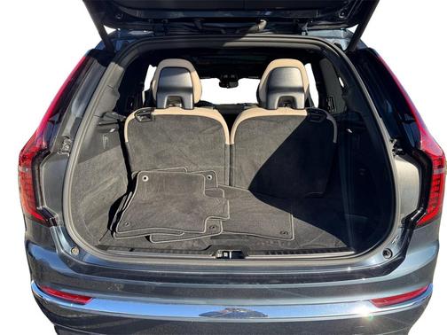 2025 Volvo XC90 B6 Plus 7-Seater