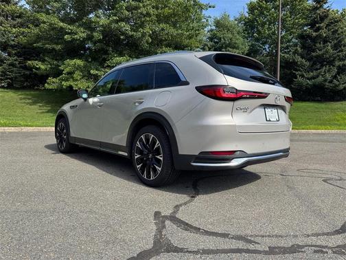 2024 Mazda CX-90 Premium Plus