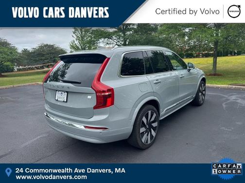 2024 Volvo XC90 Recharge Plug-In Hybrid T8 Plus Bright Theme 7 Passenger