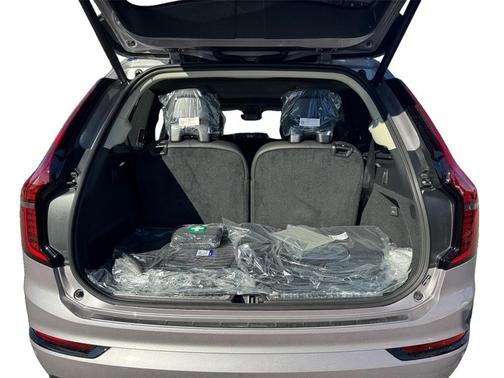 2026 Volvo XC90 B6 Ultra Dark Theme 7-Seater