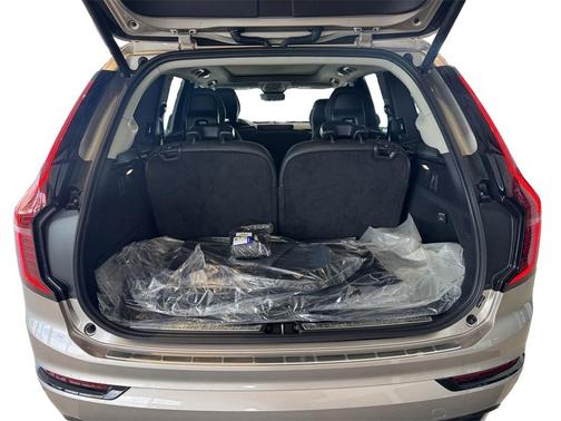 2026 Volvo XC90 B6 Ultra Dark Theme 7-Seater