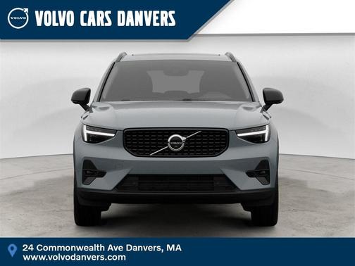 2026 Volvo XC40 B5 Plus