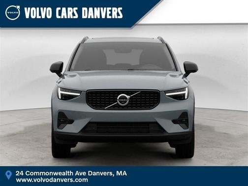 2026 Volvo XC40 B5 Plus