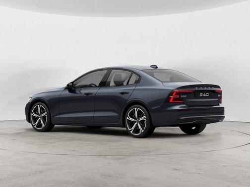 2025 Volvo S60 B5 Core