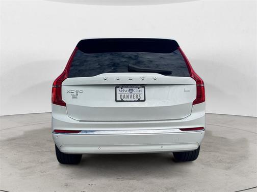 2024 Volvo XC90 Recharge Plug-In Hybrid T8 Plus Bright Theme 7 Passenger