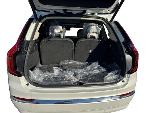 2025 Volvo XC90 B5 Plus 7-Seater