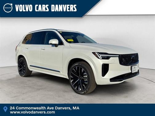 2025 Volvo XC90 B5 Plus 7-Seater