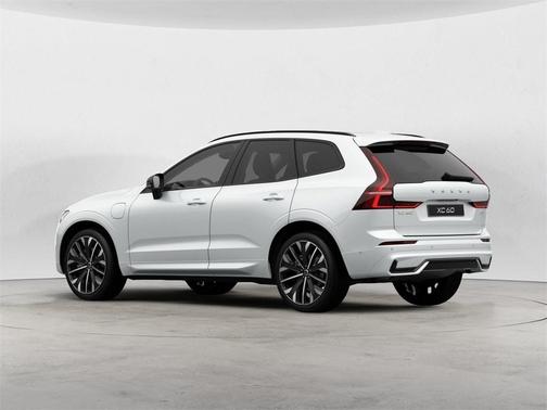 2026 Volvo XC60 Plug-In Hybrid T8 Ultra