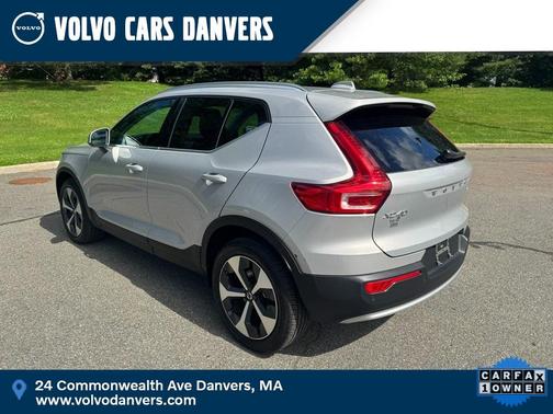 2025 Volvo XC40 B5 Plus Bright Theme