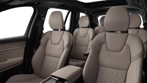 2026 Volvo XC90 B6 Plus 6-Seater