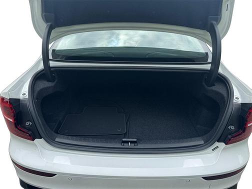 2025 Volvo S60 B5 Core