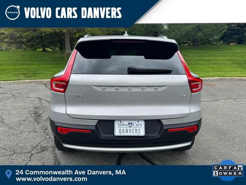 2023 Volvo XC40 B4 Plus Bright Theme