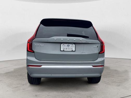 2026 Volvo XC90 B6 Plus 7-Seater