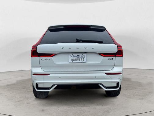 Crystal White 2026 Volvo XC60 B5 Plus