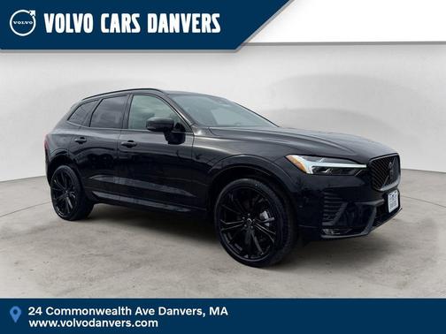 Ultra Black 2026 Volvo XC60 B5 Ultra Black Edition