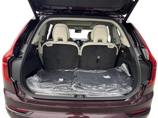 2026 Volvo XC90 B6 Ultra Dark Theme 6-Seater