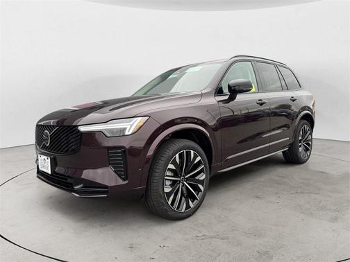 2026 Volvo XC90 B6 Ultra Dark Theme 6-Seater