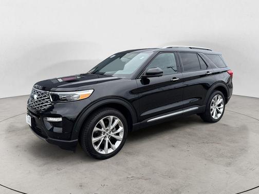 Agate Black Metallic 2022 Ford Explorer Platinum