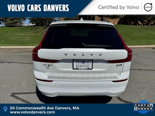 2022 Volvo XC60 B5 Momentum
