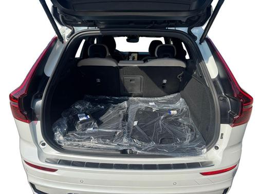 Crystal White 2026 Volvo XC60 B5 Plus