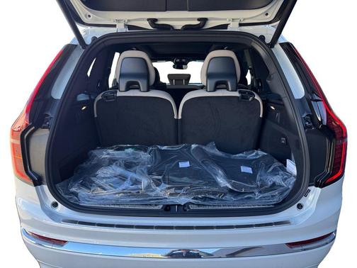 Crystal White 2026 Volvo XC90 Plug-In Hybrid T8 Plus 7-Seater