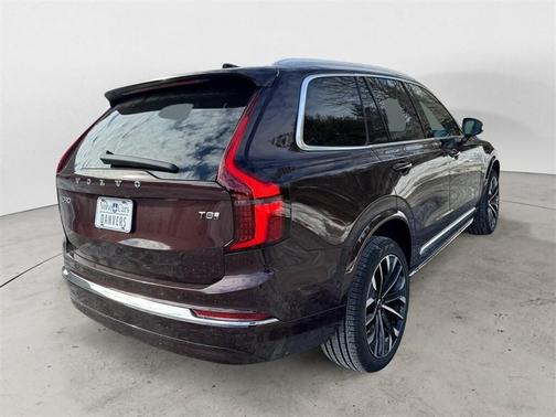 2025 Volvo XC90 Plug-In Hybrid T8 Plus 7-Seater