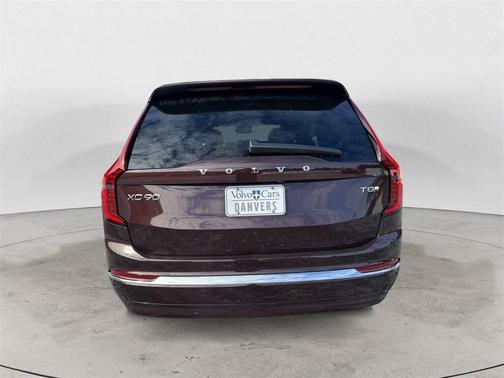 2025 Volvo XC90 Plug-In Hybrid T8 Plus 7-Seater