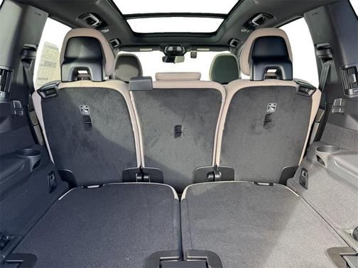 2025 Volvo XC90 Plug-In Hybrid T8 Plus 7-Seater