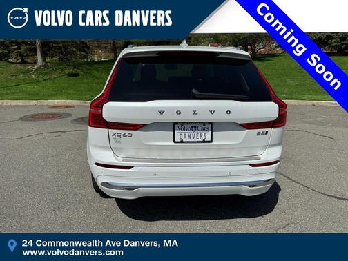 2023 Volvo XC60 B5 Plus Bright Theme