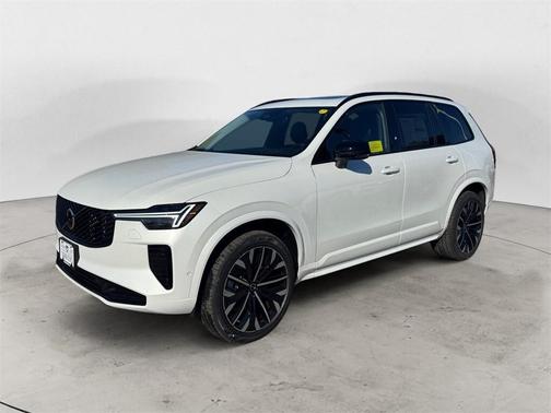 2026 Volvo XC90 B6 Ultra Dark Theme 6-Seater