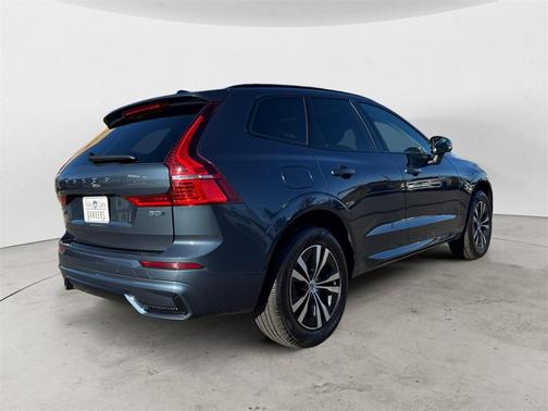 2025 Volvo XC60 B5 Core