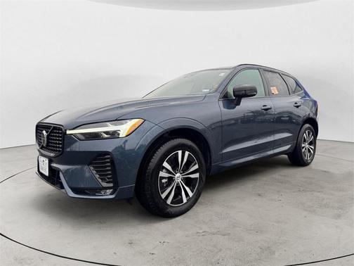 2025 Volvo XC60 B5 Core