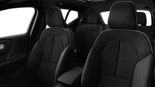 2026 Volvo XC40 B5 Ultra Black Edition