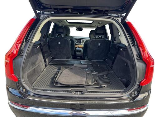Onyx Black Metallic 2024 Volvo XC90 B6 Plus Bright Theme 6-Seater