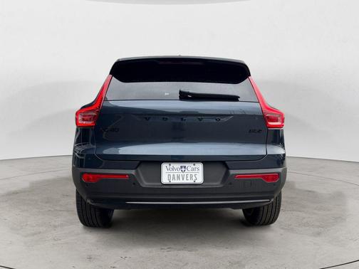 Denim Blue 2026 Volvo XC40 B5 Ultra Black Edition